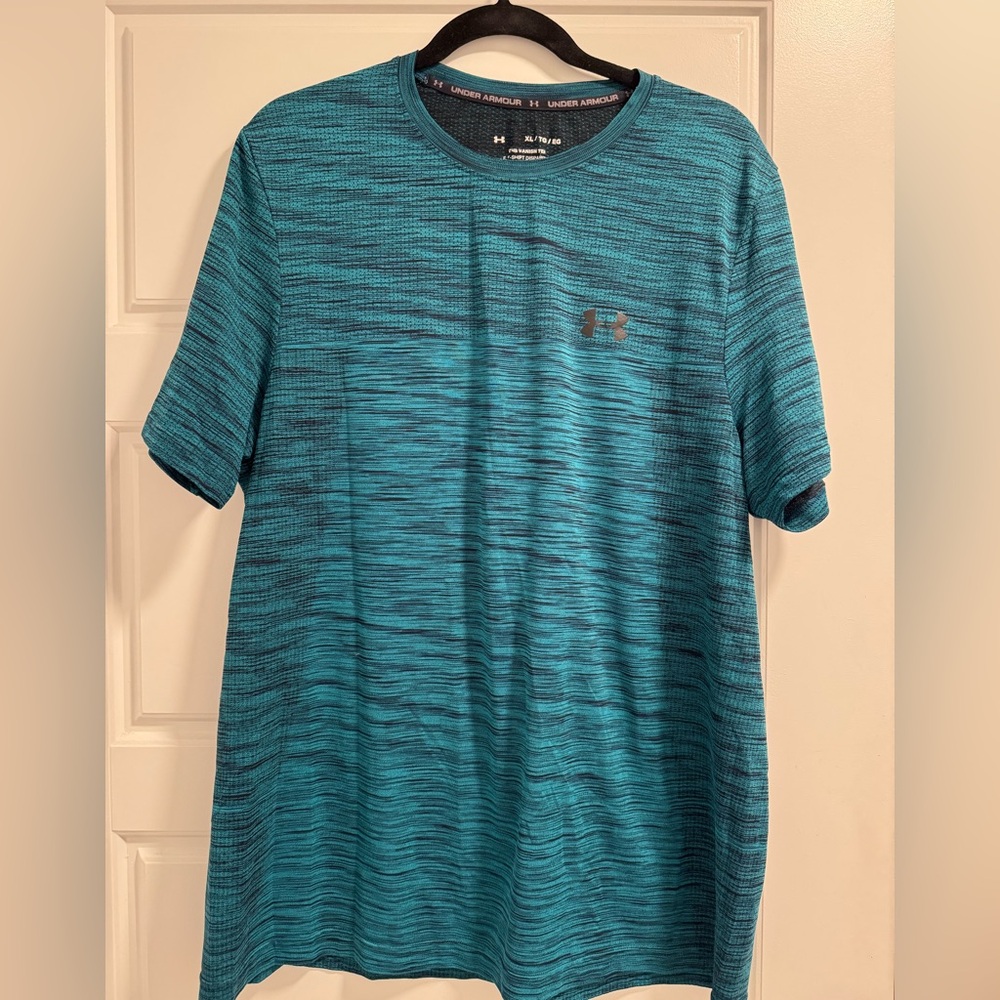 Under Armour Men’s Shirt — Green | Size XL Excellent Condition, Worn a Few Times